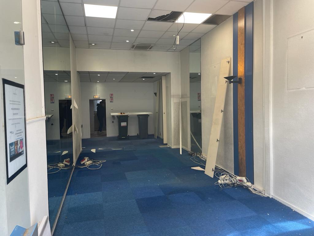 locaux commercerciaux